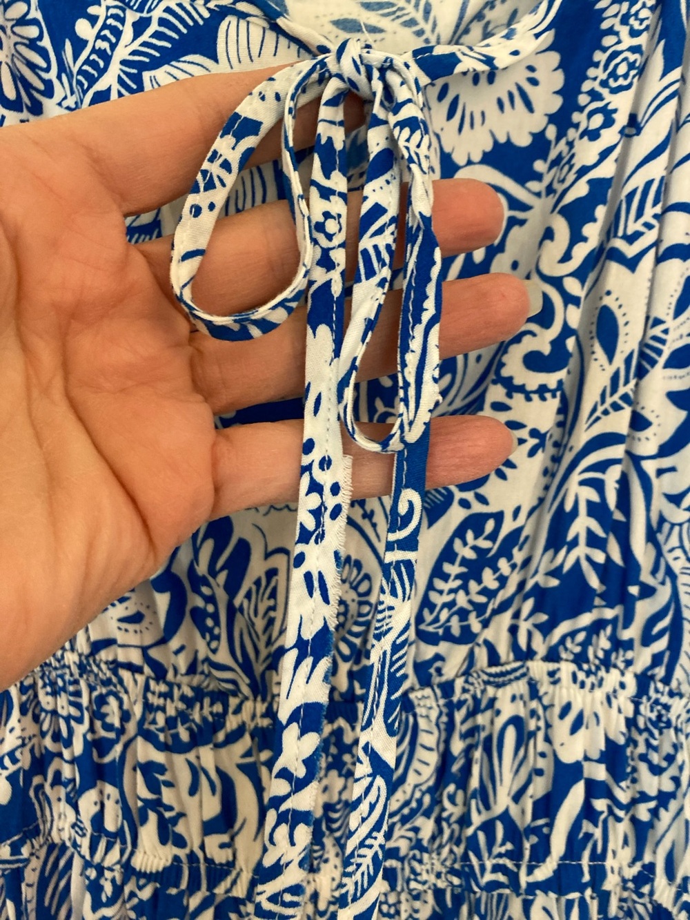 Kindred Blue & White Paisley Maxi Peasant Dress with Puff Sleeves - Picture 4 of 9